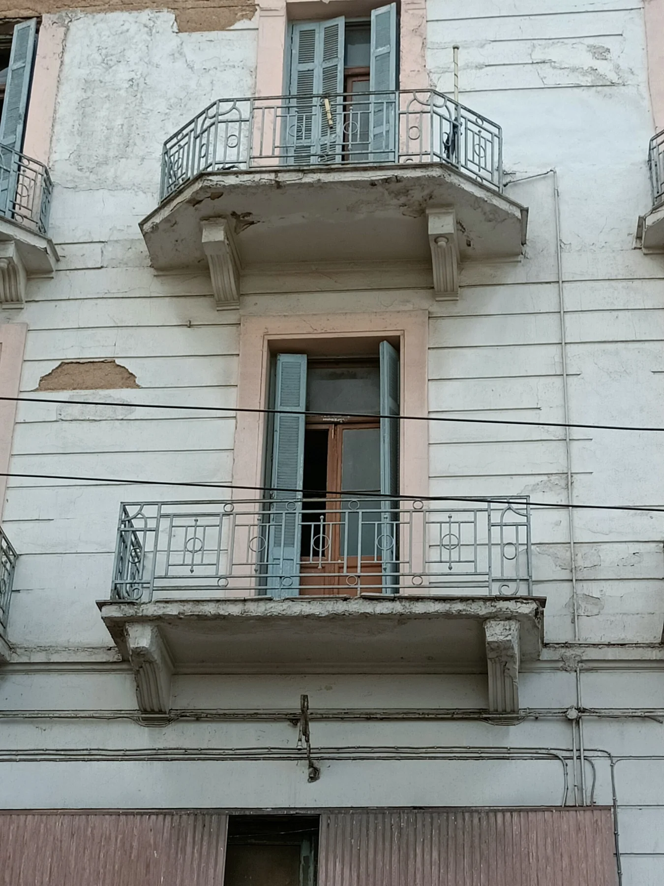Derelict hotel Leukos Pireos Athens greece 3