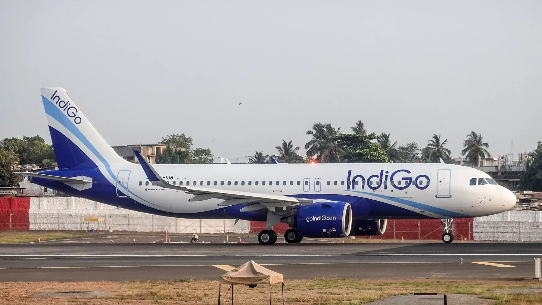 IndiGo VT-IJB A320neo Mumbai Apr22 R16 05934