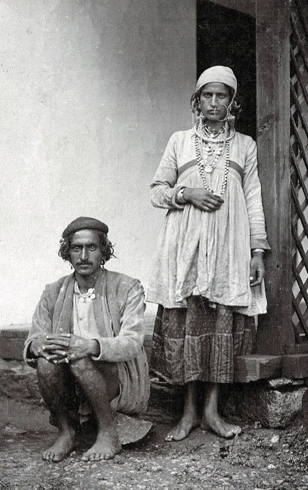 1890s indigenous couple of Mussoorie, Uttarakhand, India 01