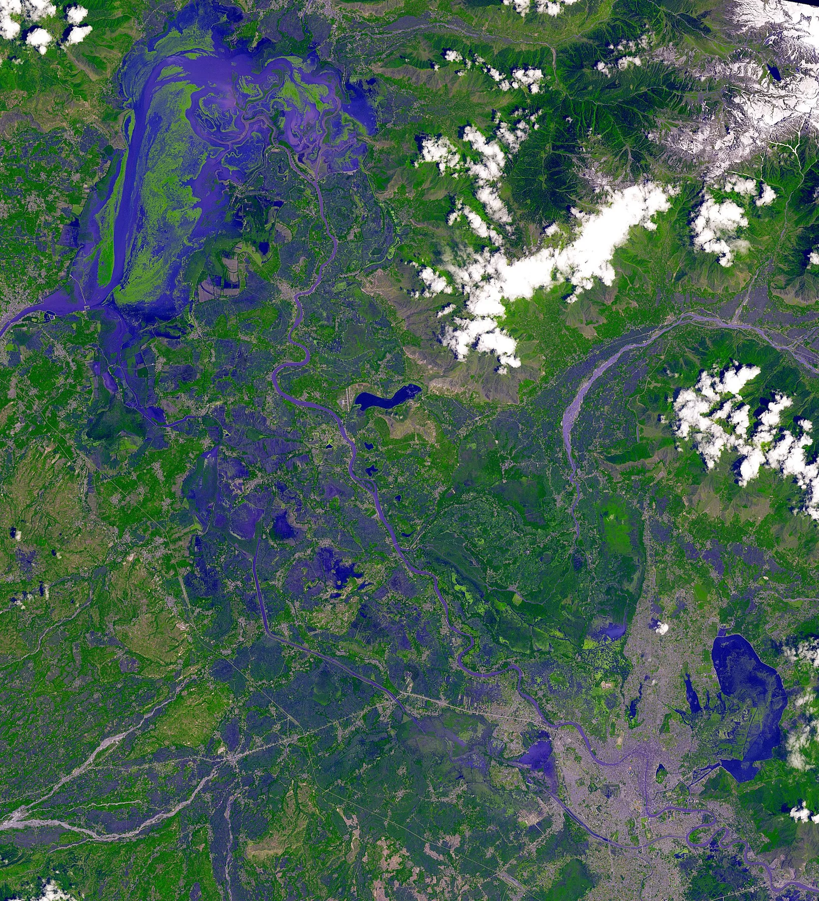 Dal Lake, India (ASTER)
